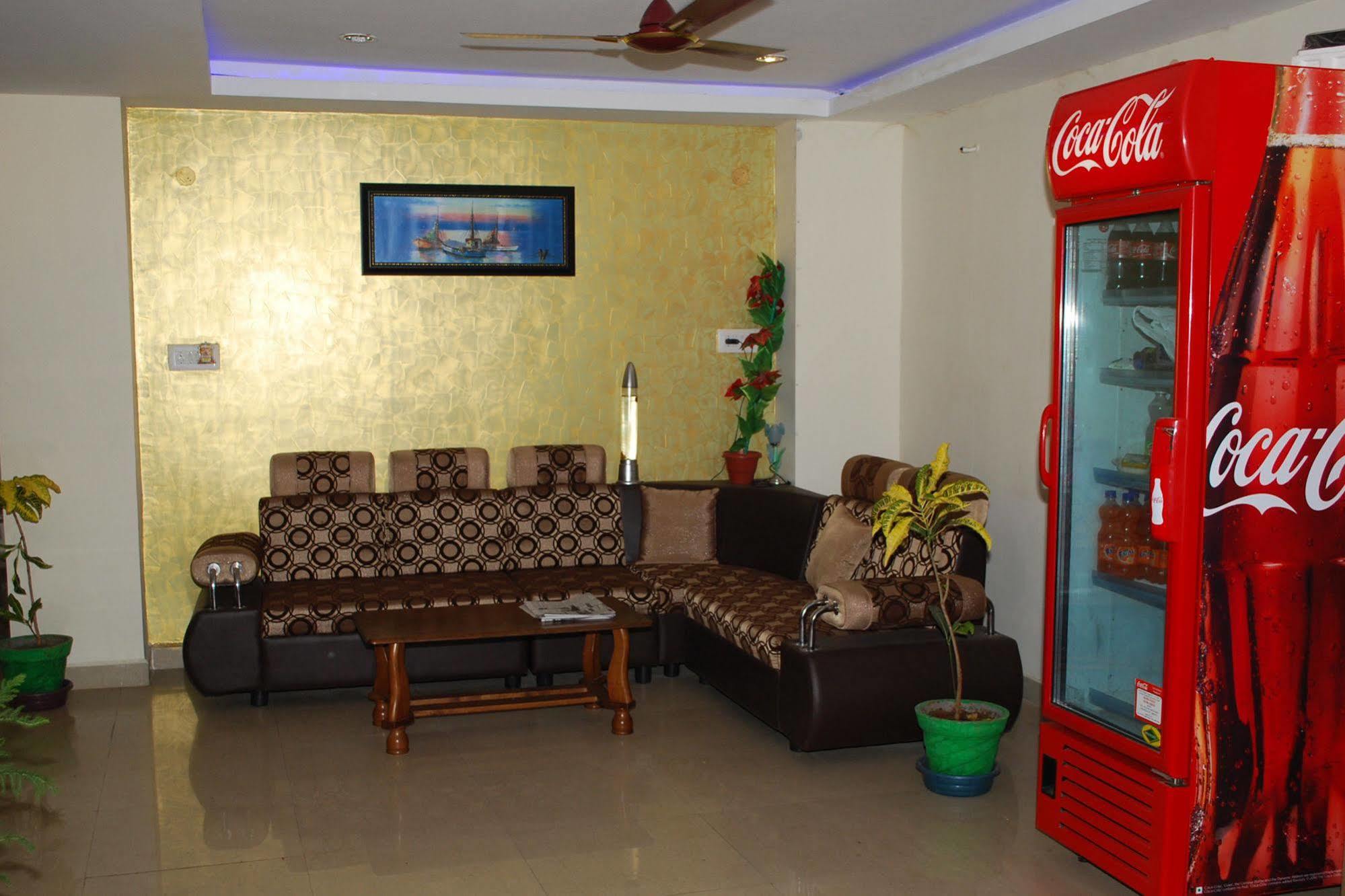 Kek Accommodation Chennai Exterior foto