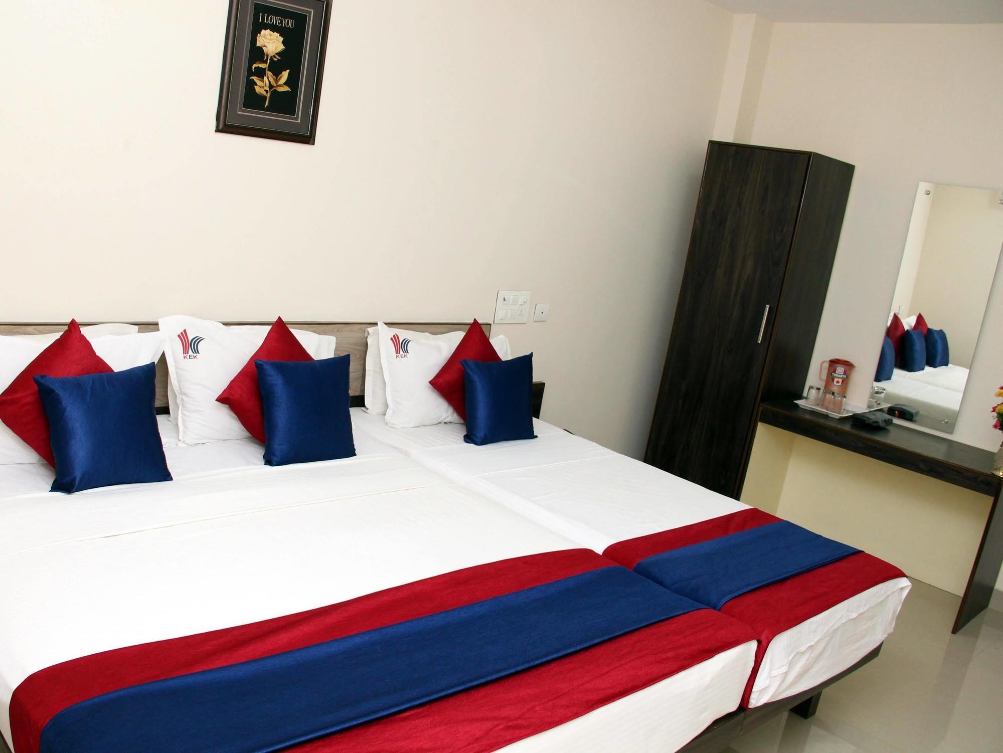 Kek Accommodation Chennai Exterior foto