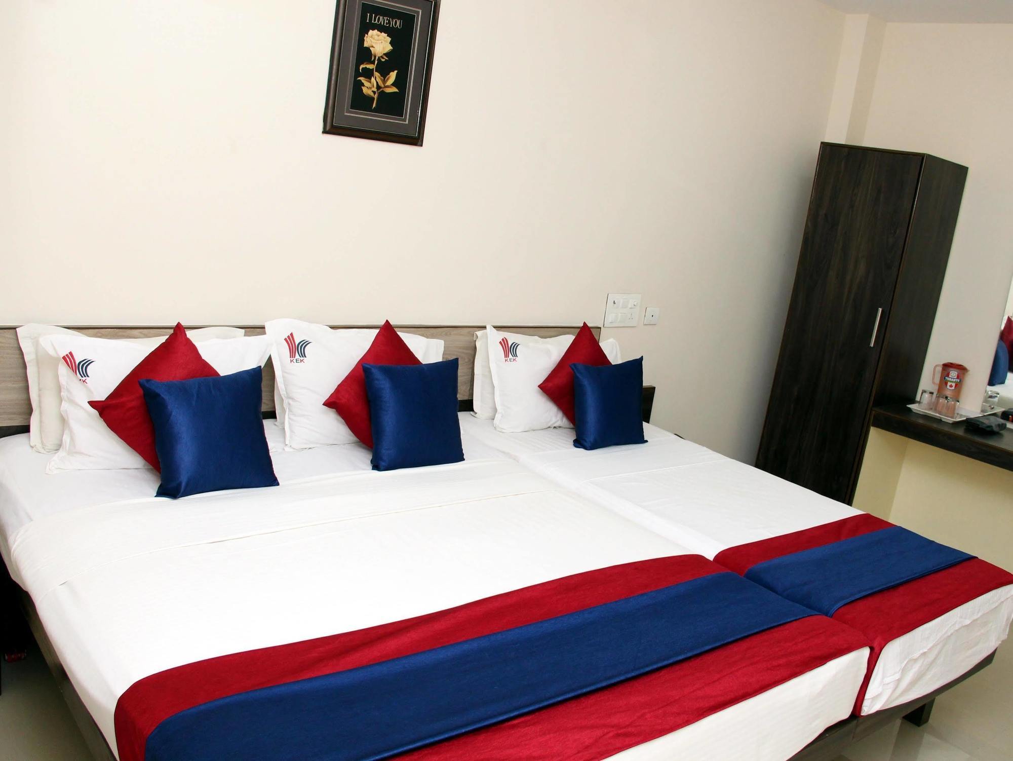 Kek Accommodation Chennai Exterior foto